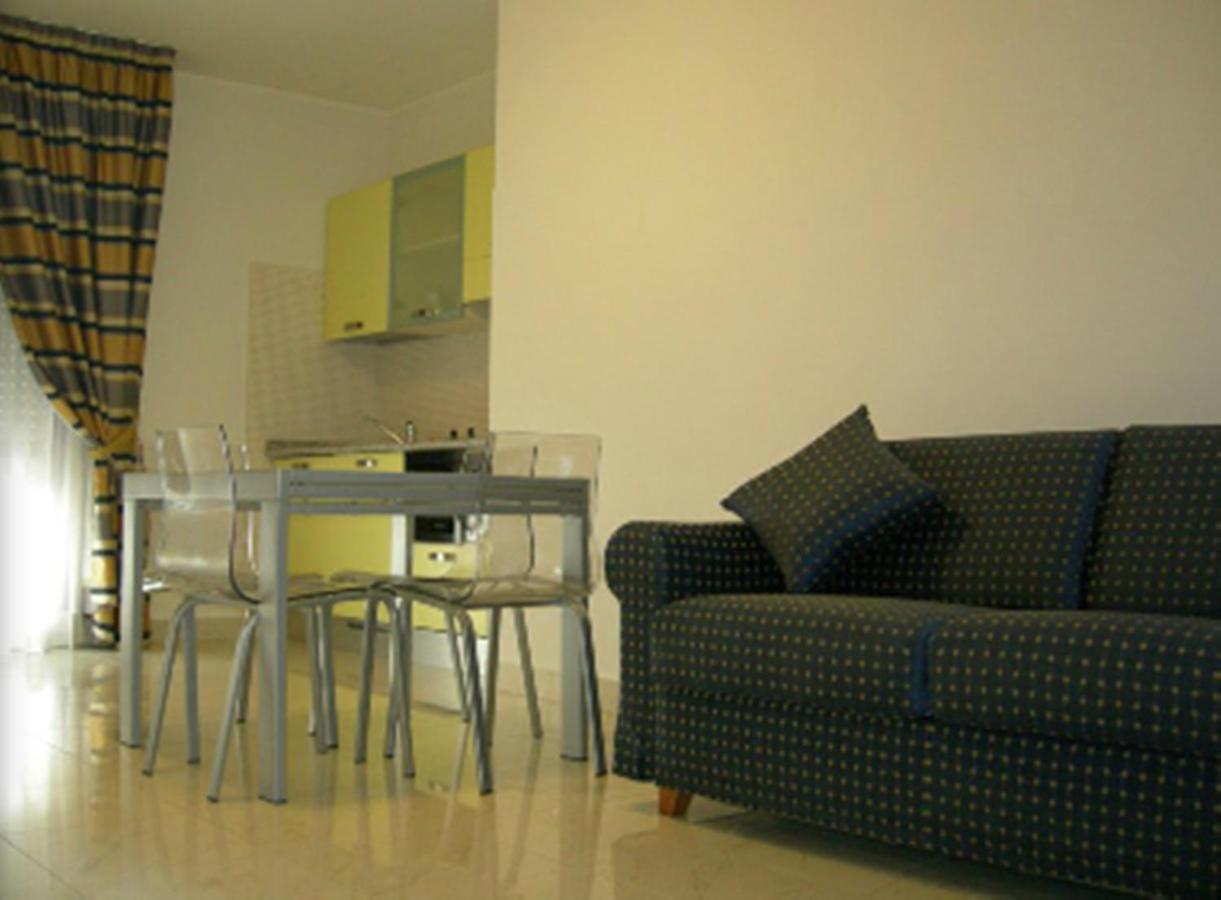 Residence Montegrappa Cagliari Bagian luar foto